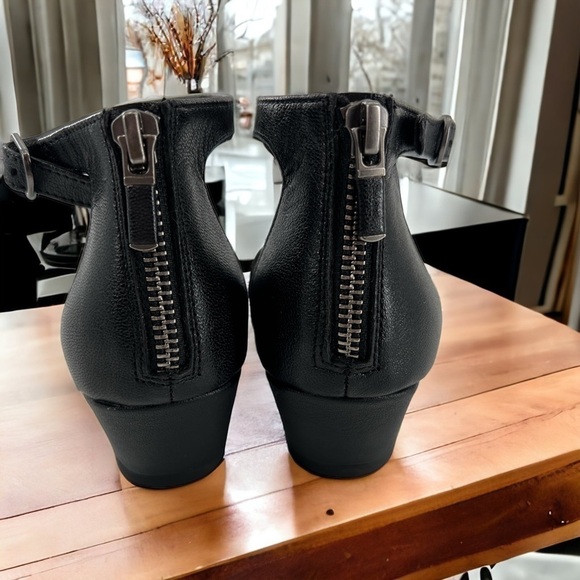Eileen Fisher Mara Tumbled Leather Wedge Sandal size 5 - Picture 13 of 13